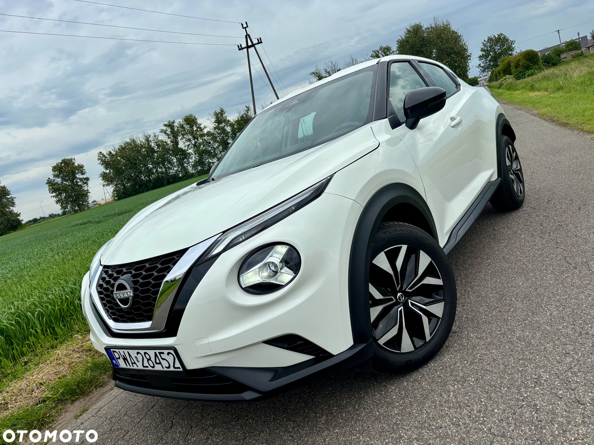 Nissan Juke 1.0 DIG-T Tekna - 19