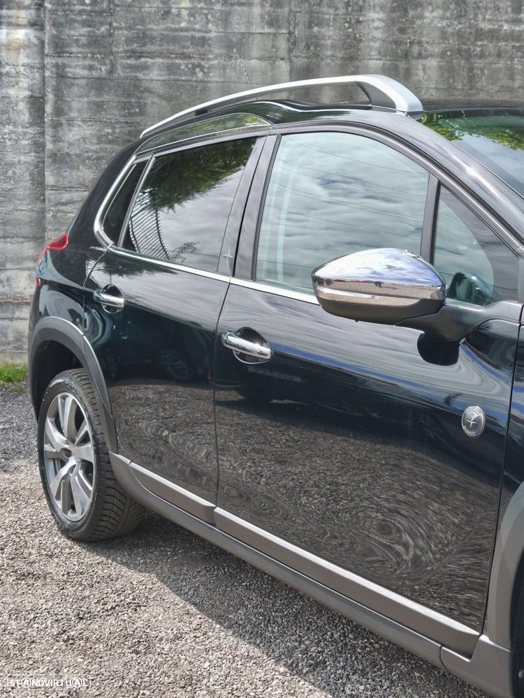 Peugeot 2008 1.2 PureTech Allure EAT6 - 13