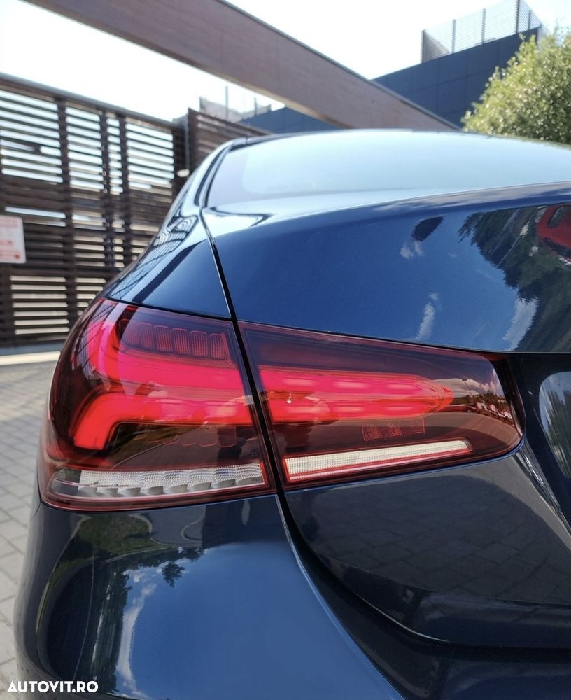 Mercedes-Benz A 180 d Sedan 8G-DCT - 16