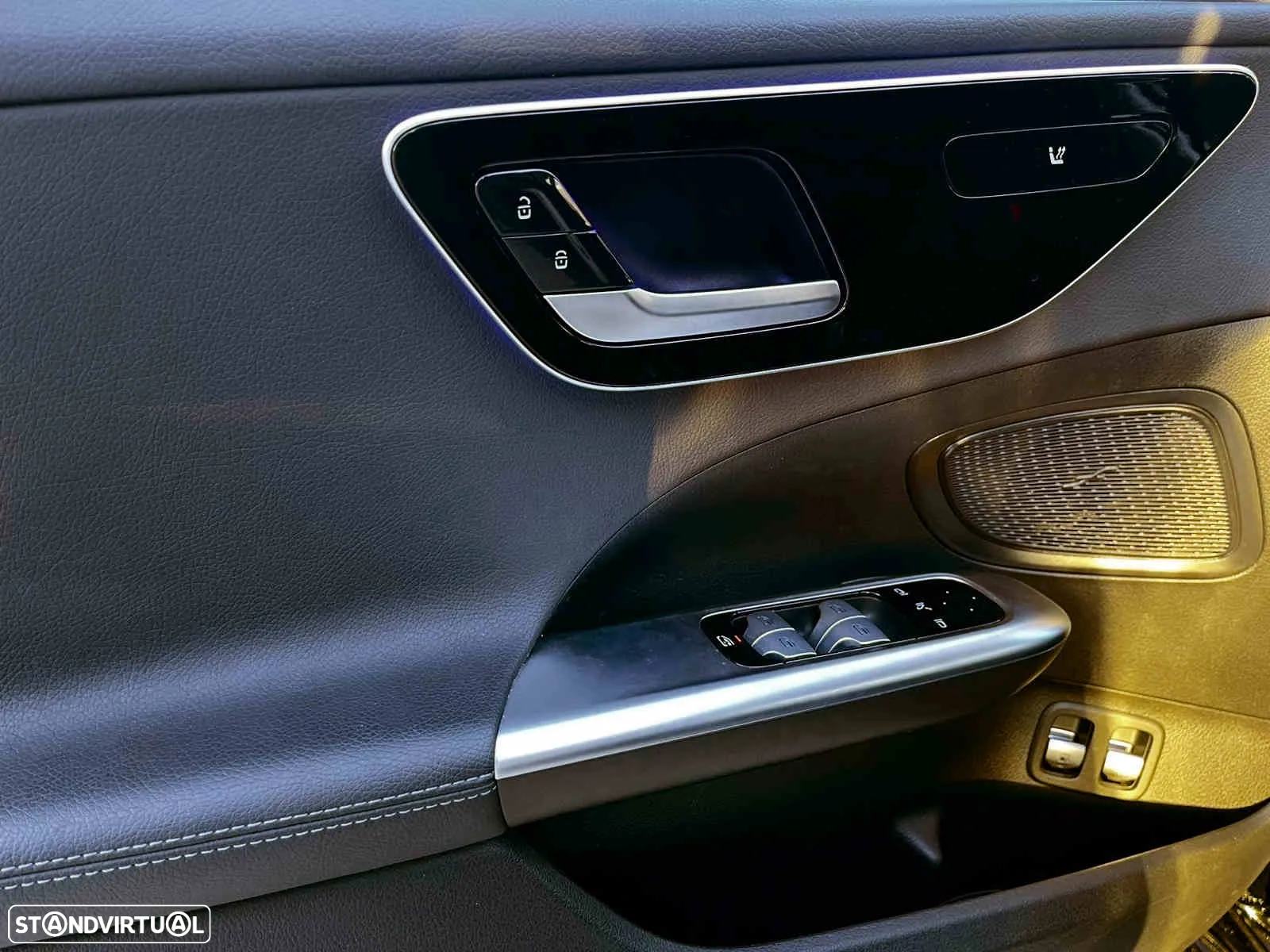 Mercedes-Benz C 300 e Avantgarde - 6