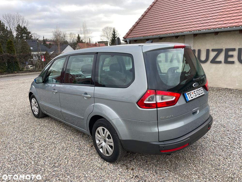 Ford Galaxy 2.0 TDCi Ambiente - 5