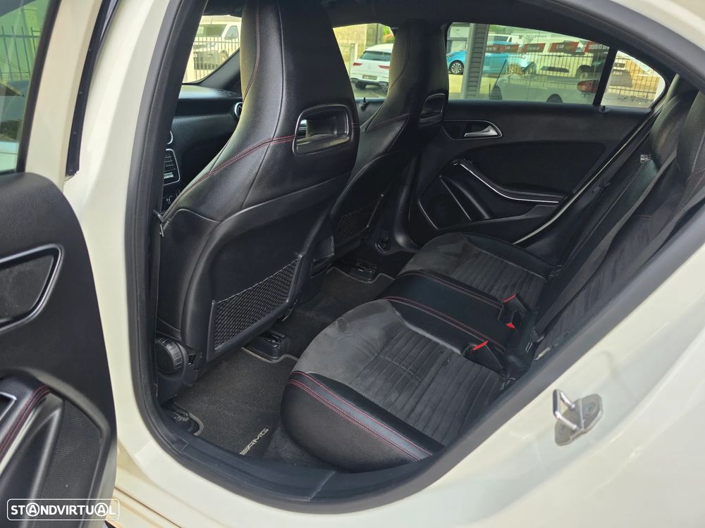 Mercedes-Benz A 180 d 7G-DCT AMG Line - 26