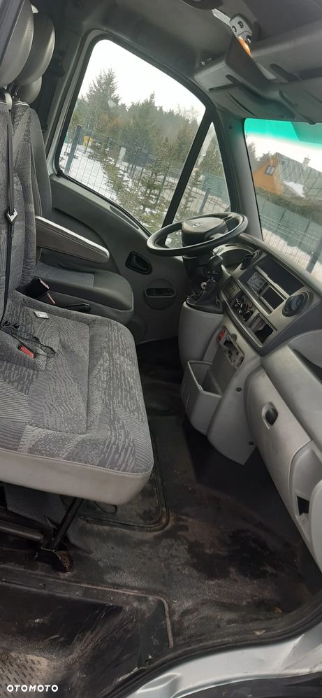 Nissan Interstar - 6