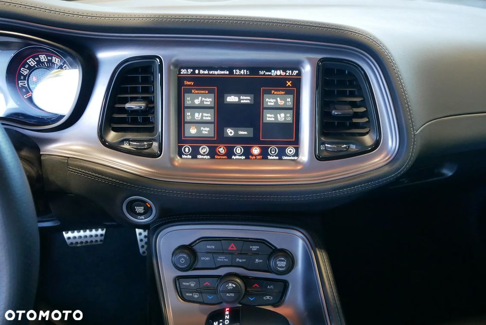 Dodge Challenger 5.7 R/T - 21