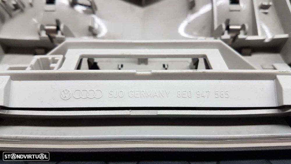 LUZ INTERIOR AUDI A3 SPORTBACK (8P) 2.0 TDI AMBITION - 3