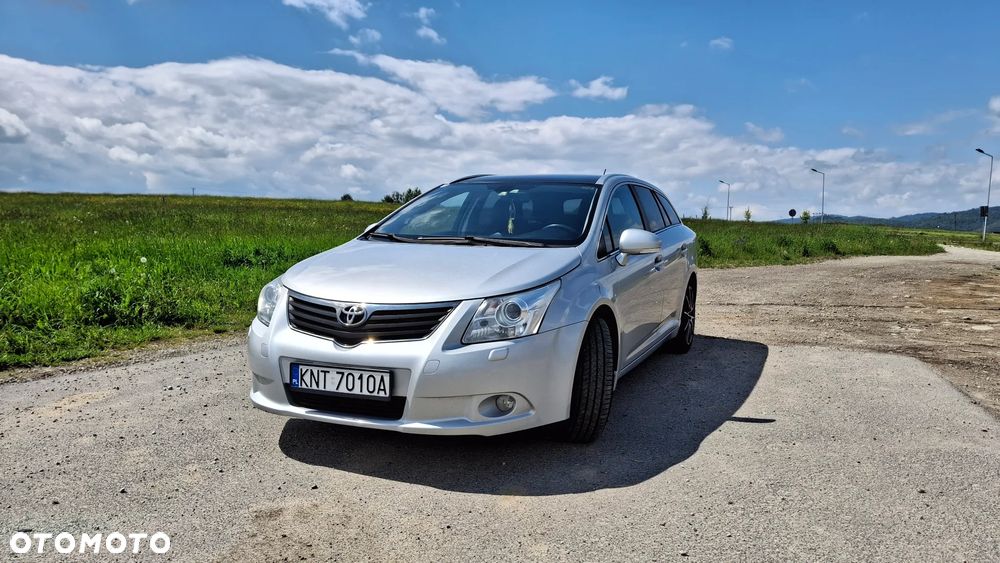 Toyota Avensis 2.2 D-4D Business Edition - 2