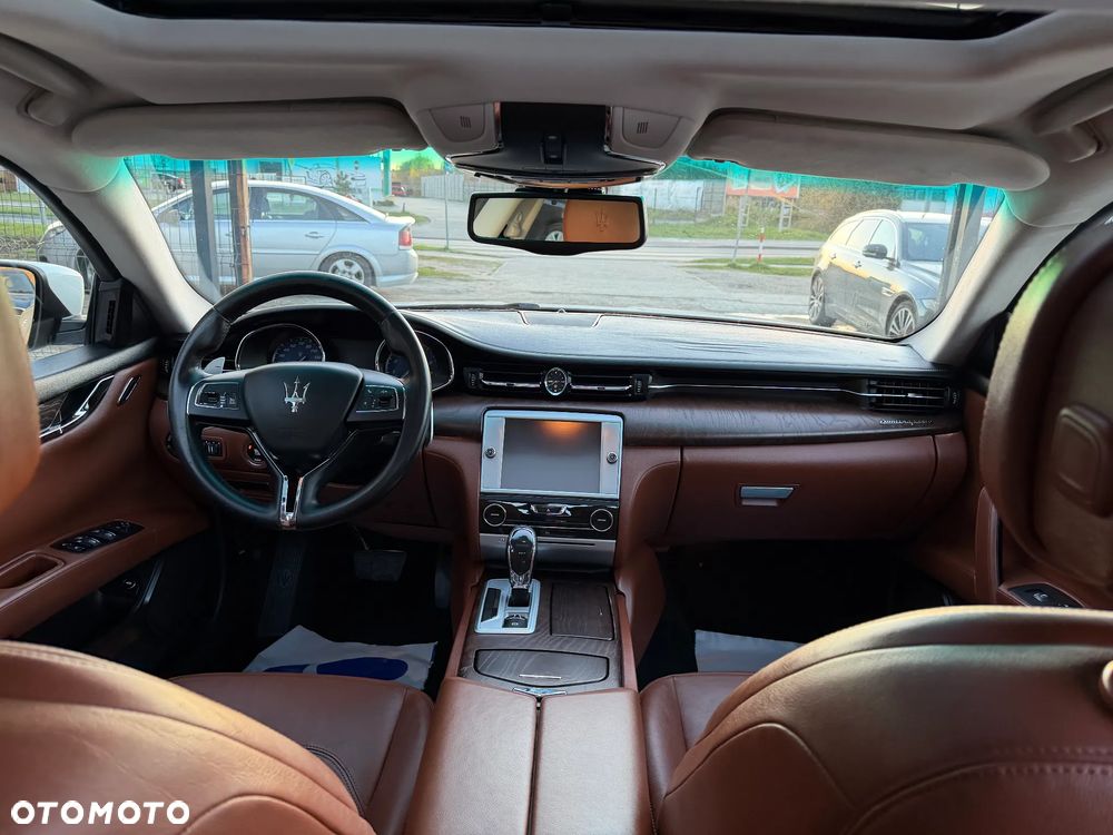 Maserati Quattroporte - 7