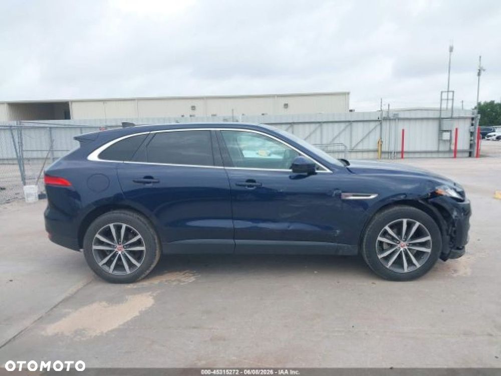 Jaguar F-Pace - 5