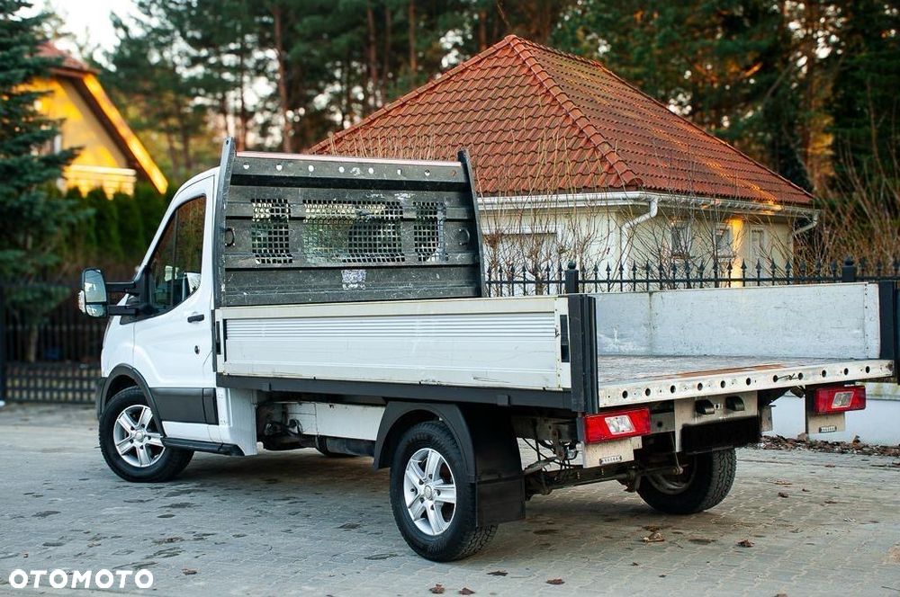 Ford Transit - 17