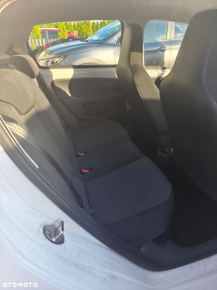 Volkswagen up! 1.0 high - 6