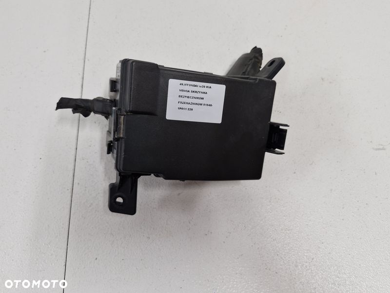 HYUNDAI IX20 KIA VENGA SKRZYNKA BEZPIECZNIKÓW PRZEKAŹNIKÓW 91940-1P011 - 1