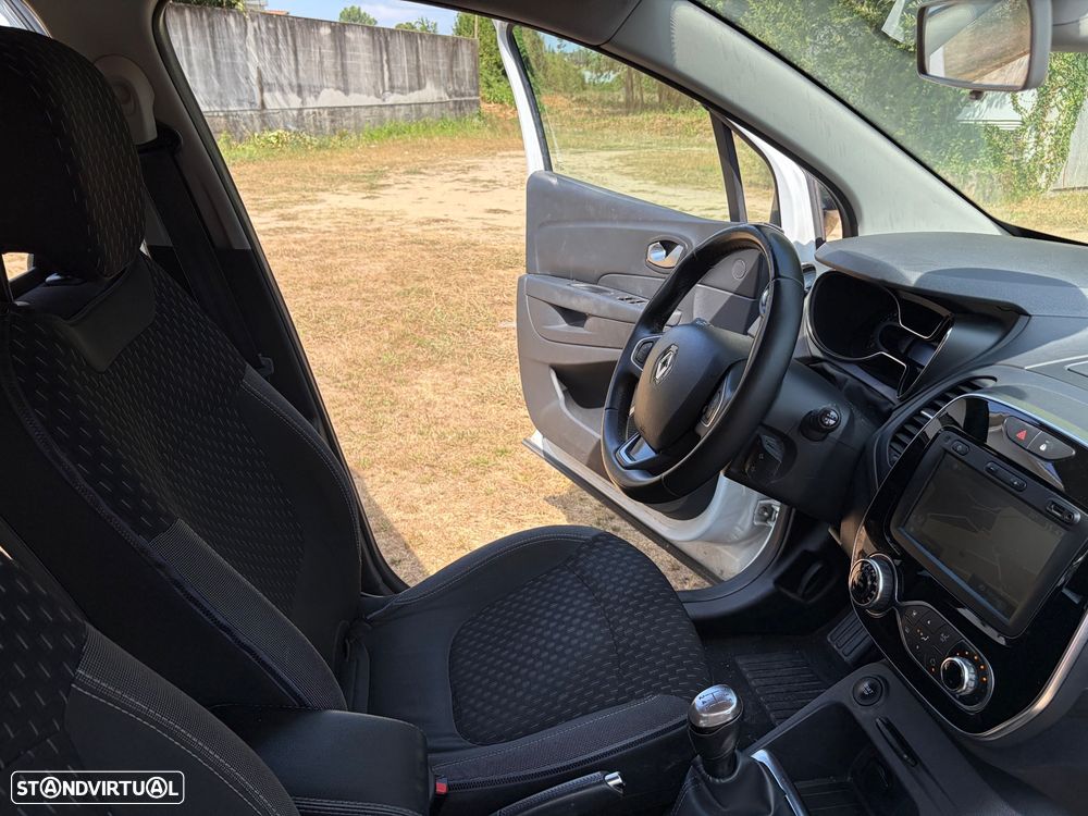 Renault Captur 0.9 TCE Exclusive - 19