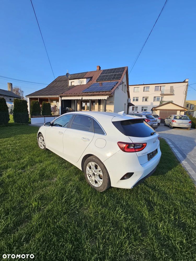 Kia Ceed 1.0 T-GDI ISG Dream Team Edition - 9
