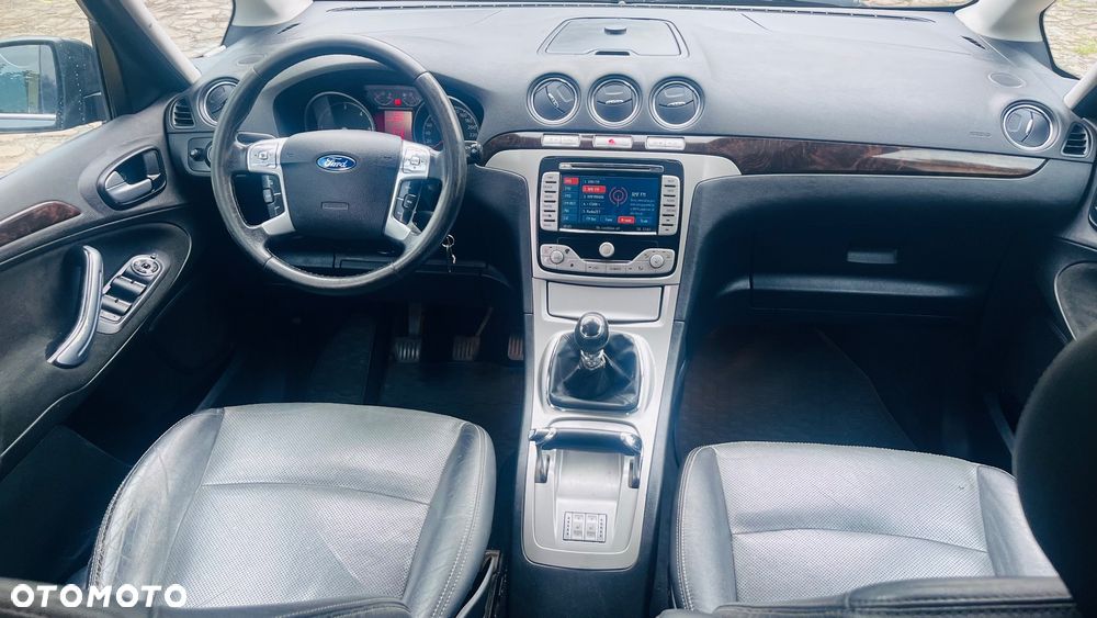 Ford Galaxy 2.0 TDCi Ghia - 9