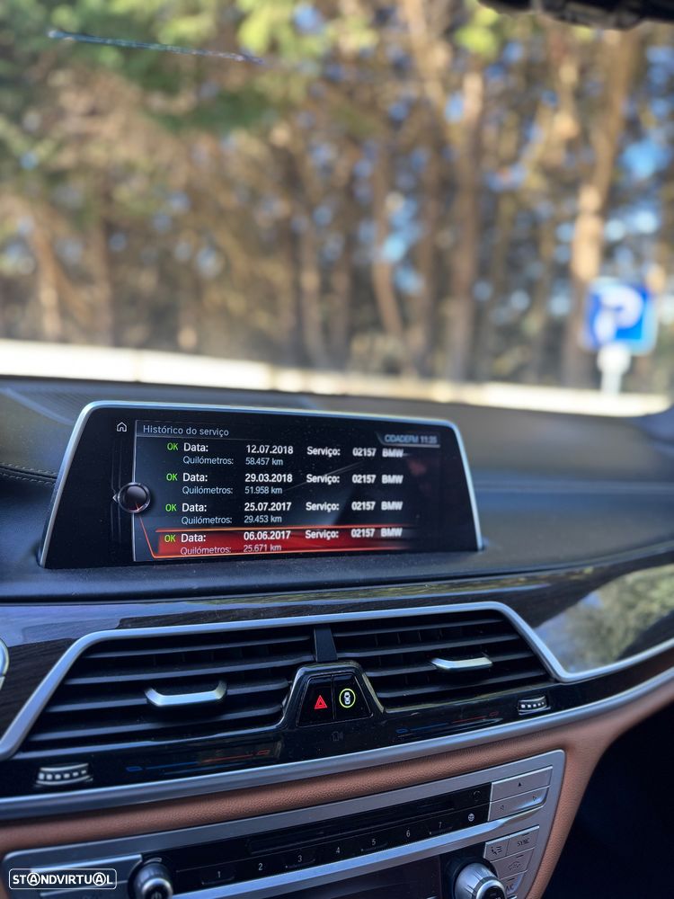 BMW 740 Ld xDrive Pack M - 38