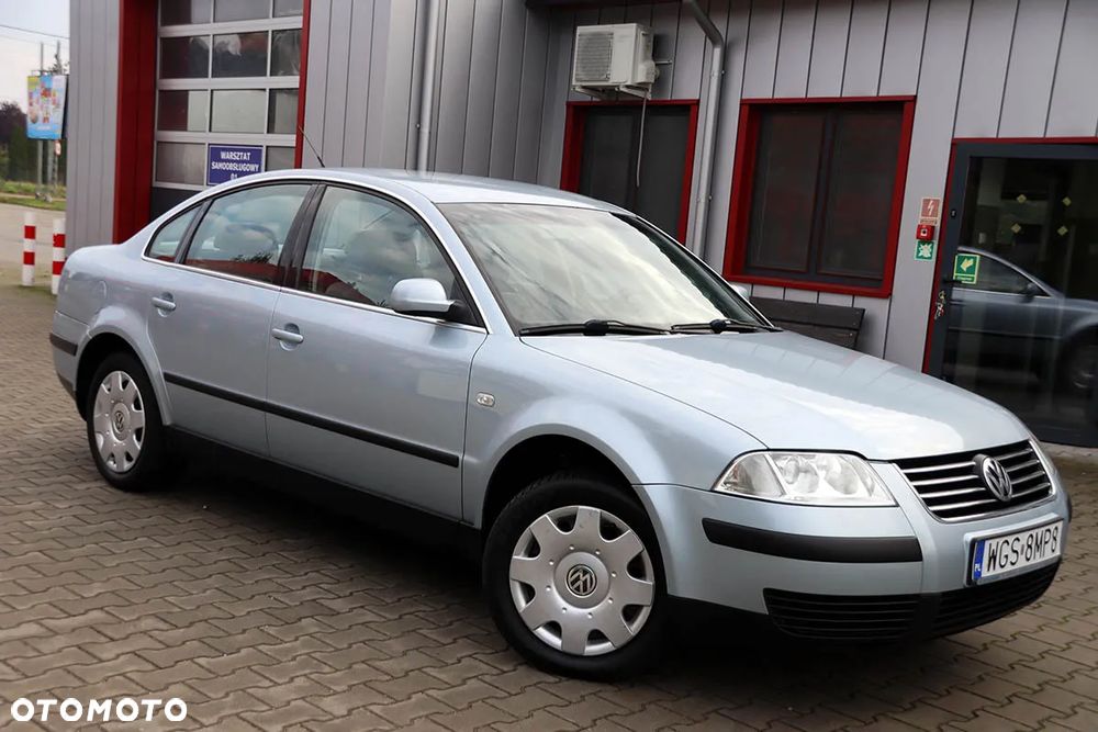 Volkswagen Passat 1.9 TDI Comfortline - 11