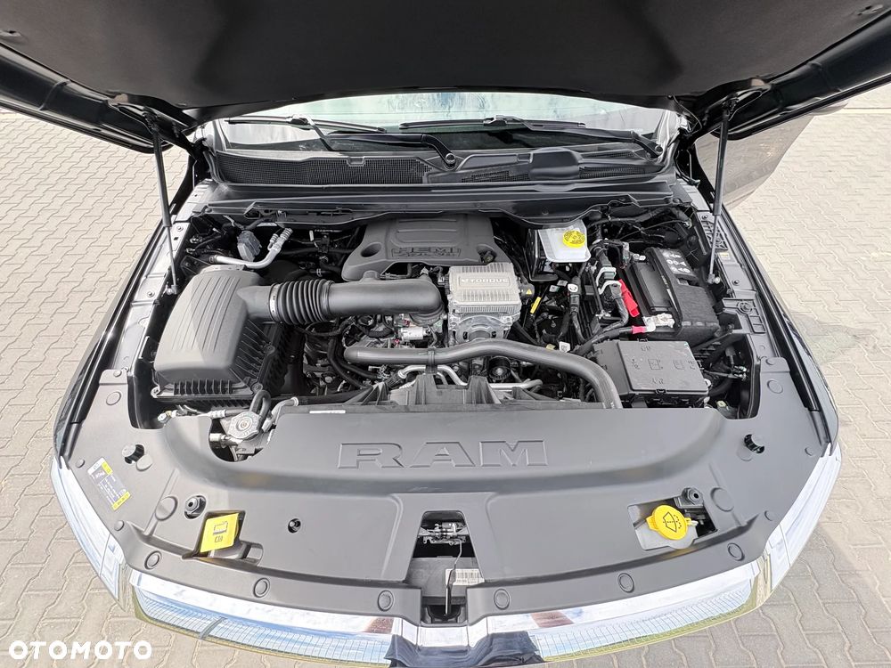 RAM 1500 - 19
