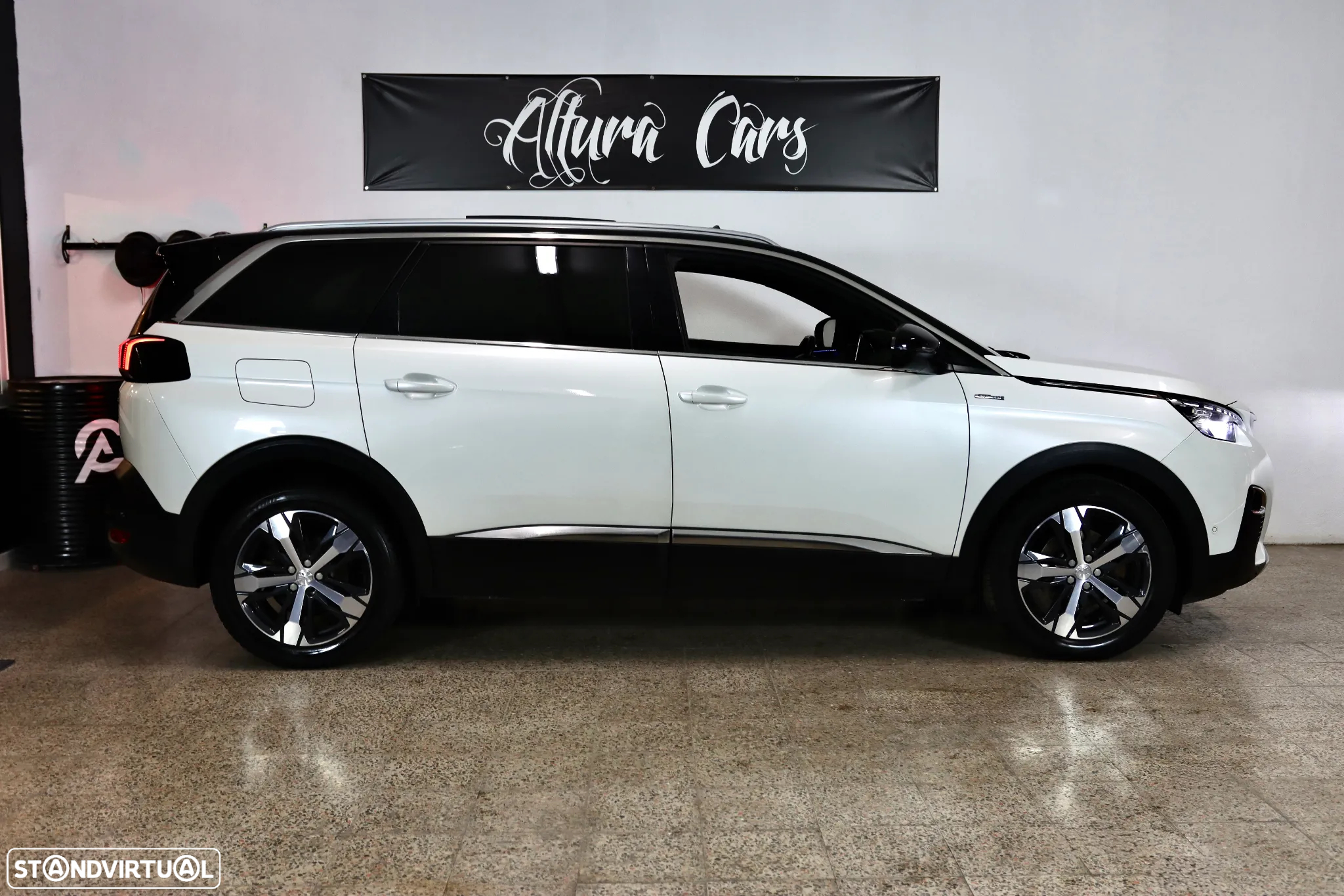 Peugeot 5008 1.5 BlueHDi GT Line J19 EAT8 - 34
