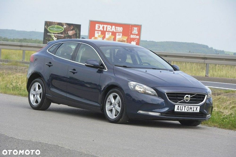 Volvo V40 D2 Powershift Momentum - 9
