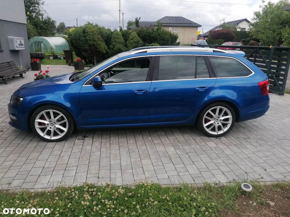 Skoda Octavia 2.0 TDI (Green tec) DSG RS - 10