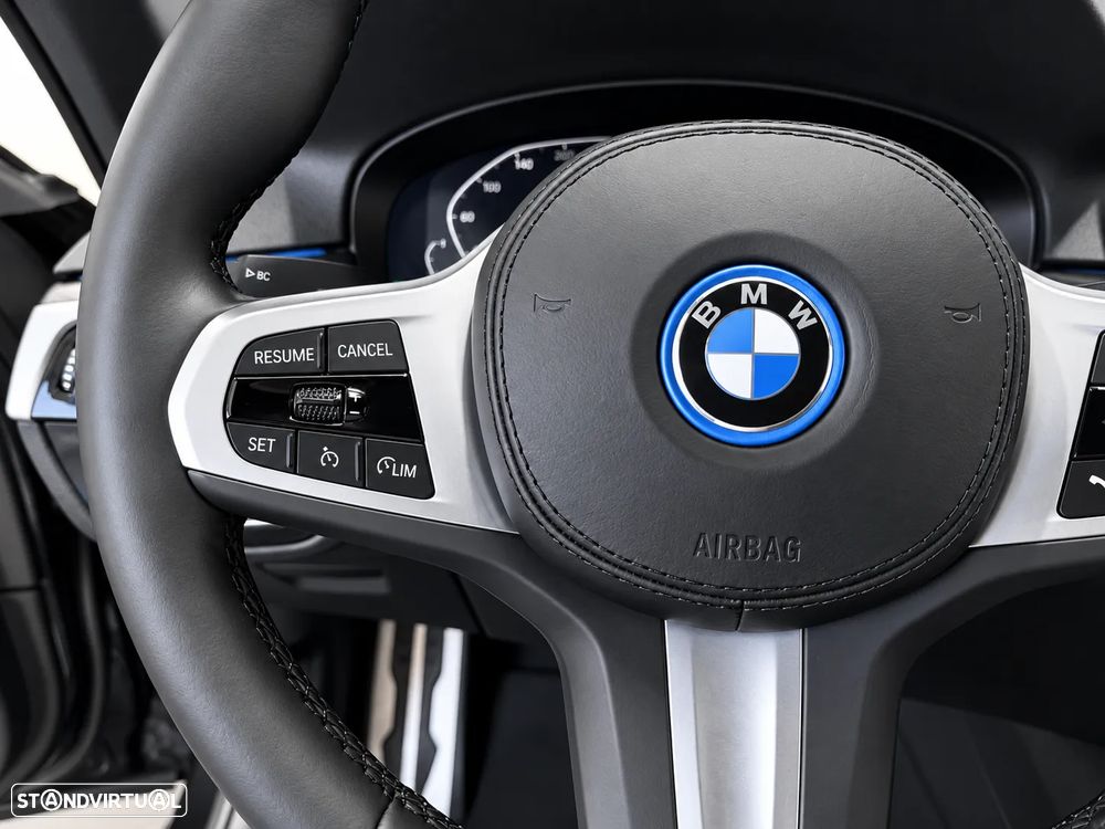 BMW 520 e Pack M - 23