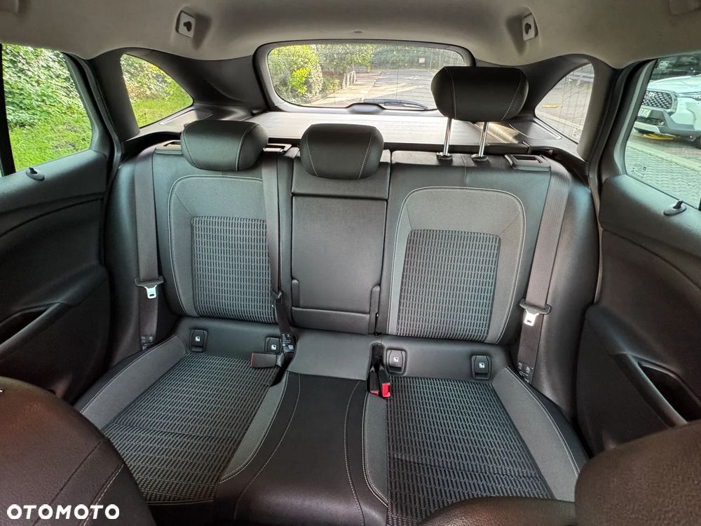 Opel Astra 1.5 CDTI Elegance S&S - 11