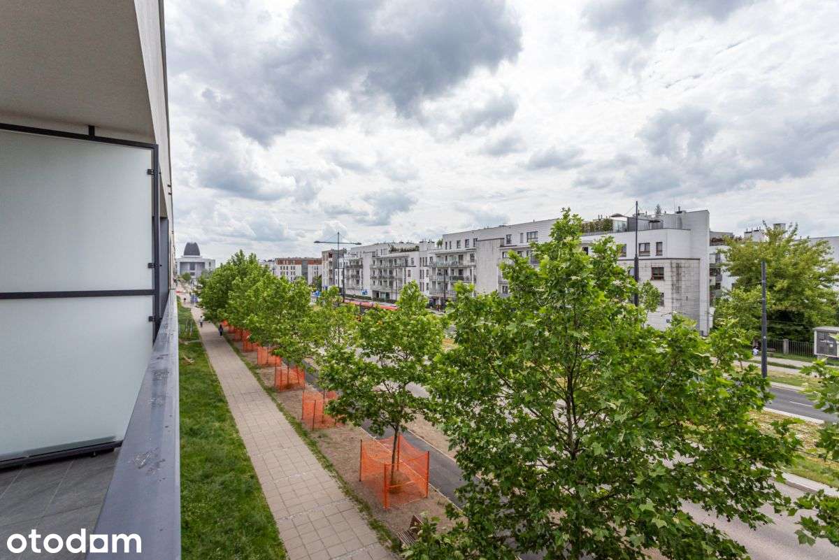Garderoba | 2 miejsca | Wilanów | Tramwaj