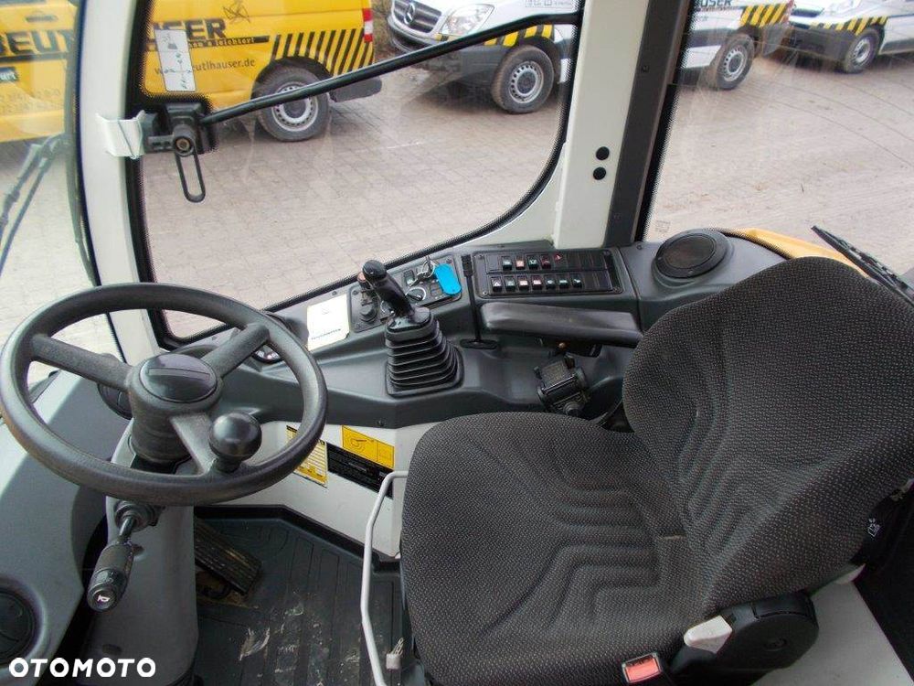 Liebherr L 508 C ,2013 , widly paletowe - 4