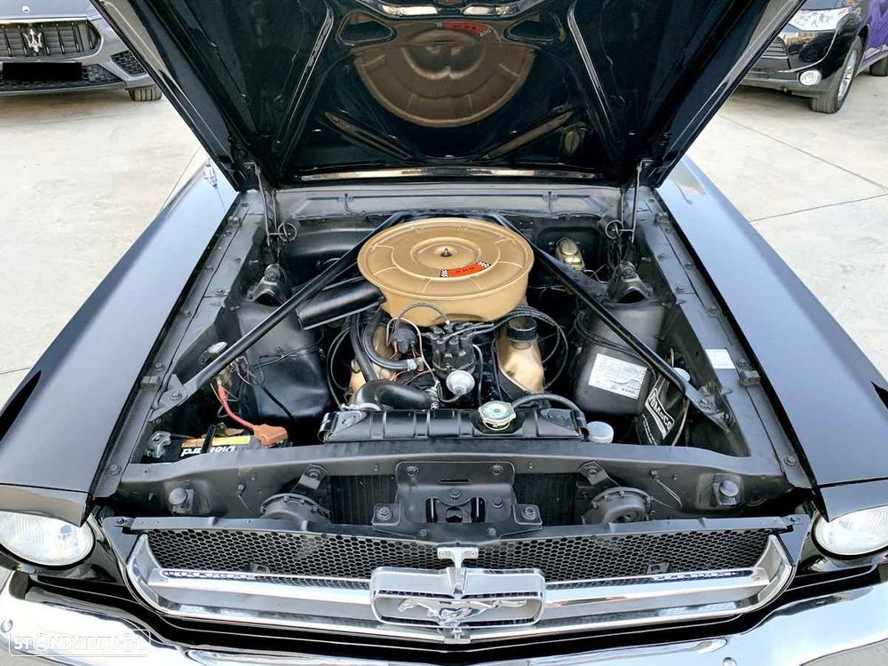 Ford Mustang - 51