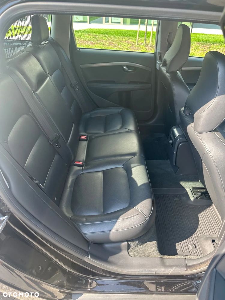 Volvo V70 D4 Geartronic Momentum - 22