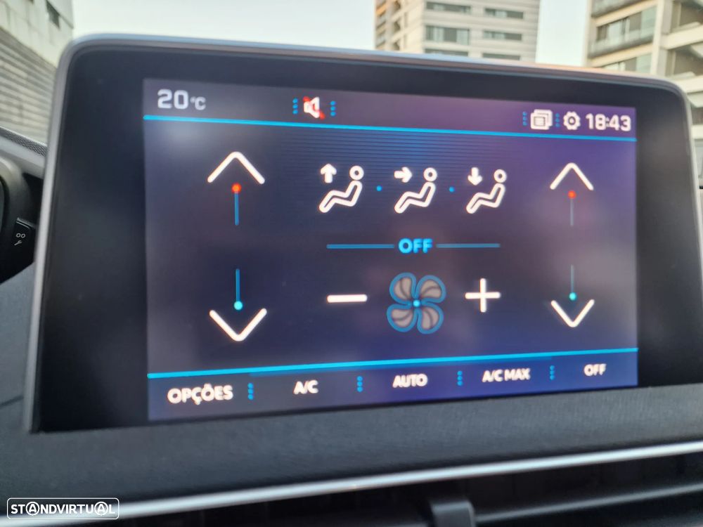 Peugeot 3008 PureTech 130 Stop & Start GPF Allure - 39