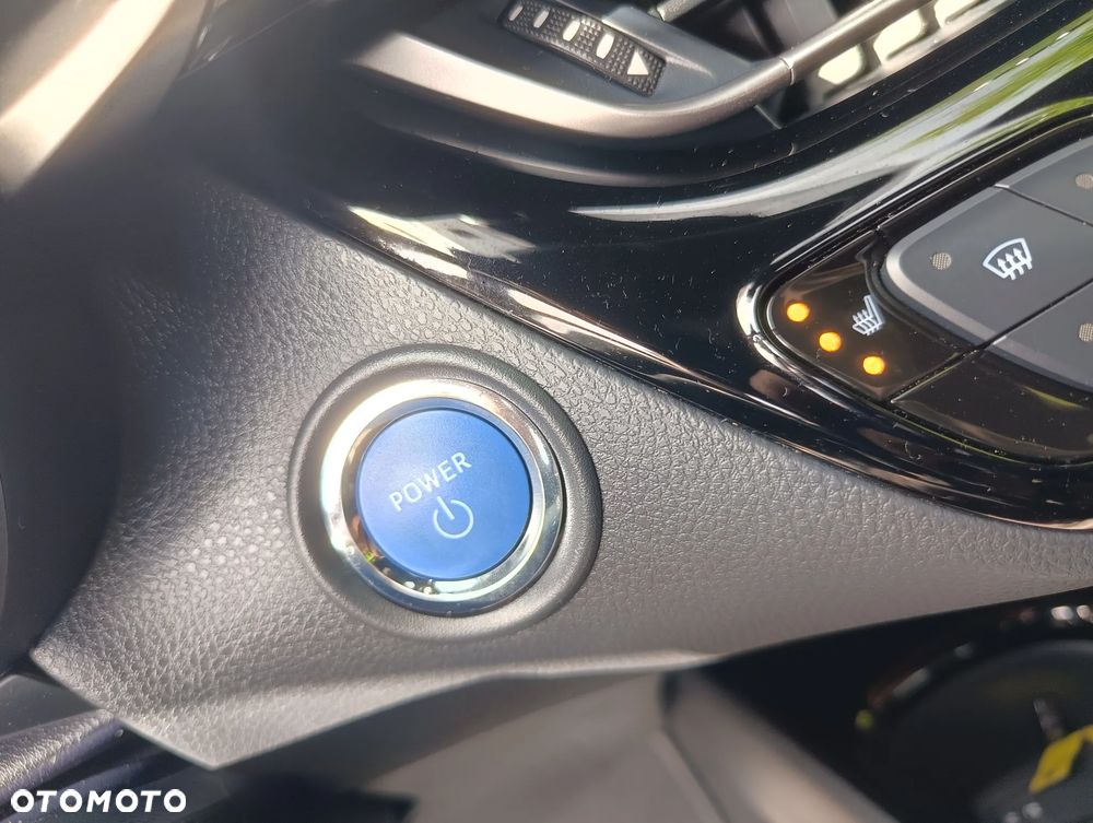 Toyota C-HR Business-Edition - 17