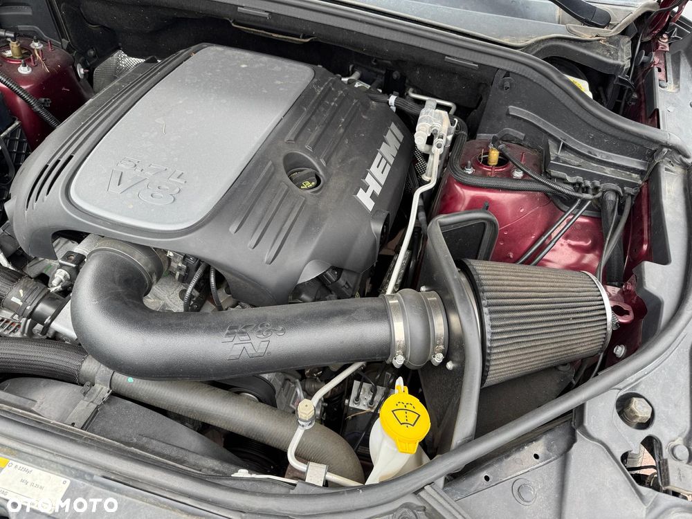 Jeep Grand Cherokee - 32