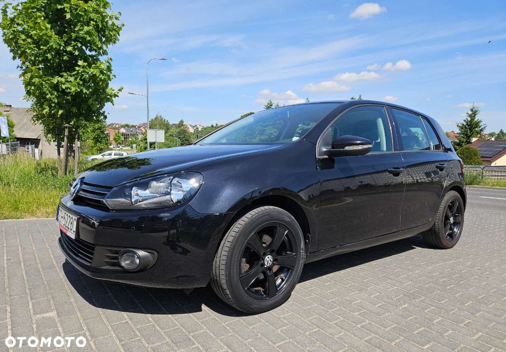 Volkswagen Golf - 16