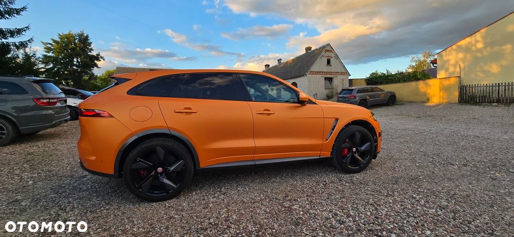Jaguar F-Pace AWD SVR - 8