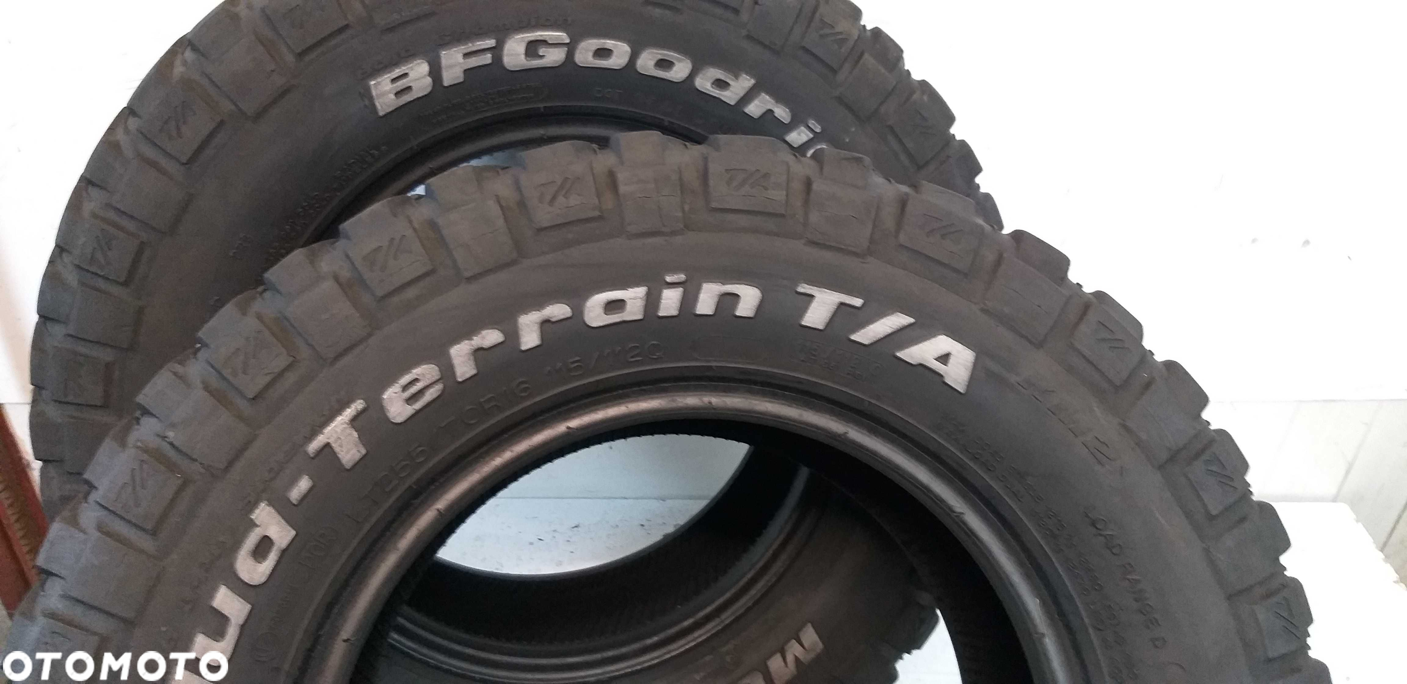 K222620C Komplet 255/70R16 BF Goodrich Mud-Terrain T/A KM2 2017rok - 8