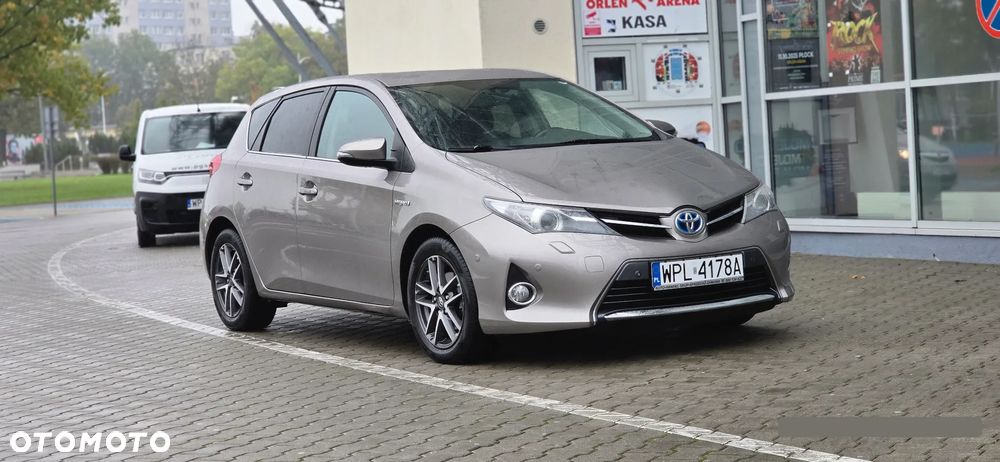 Toyota Auris - 12