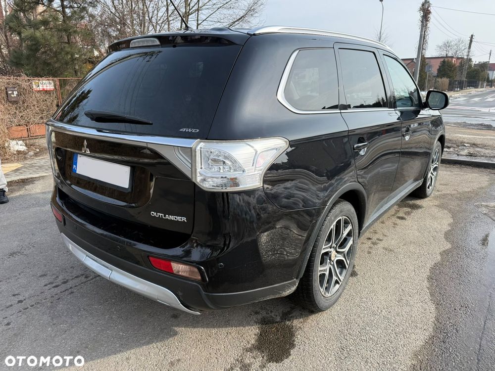 Mitsubishi Outlander 2.0 Intense Comfort 4WD CVT - 5
