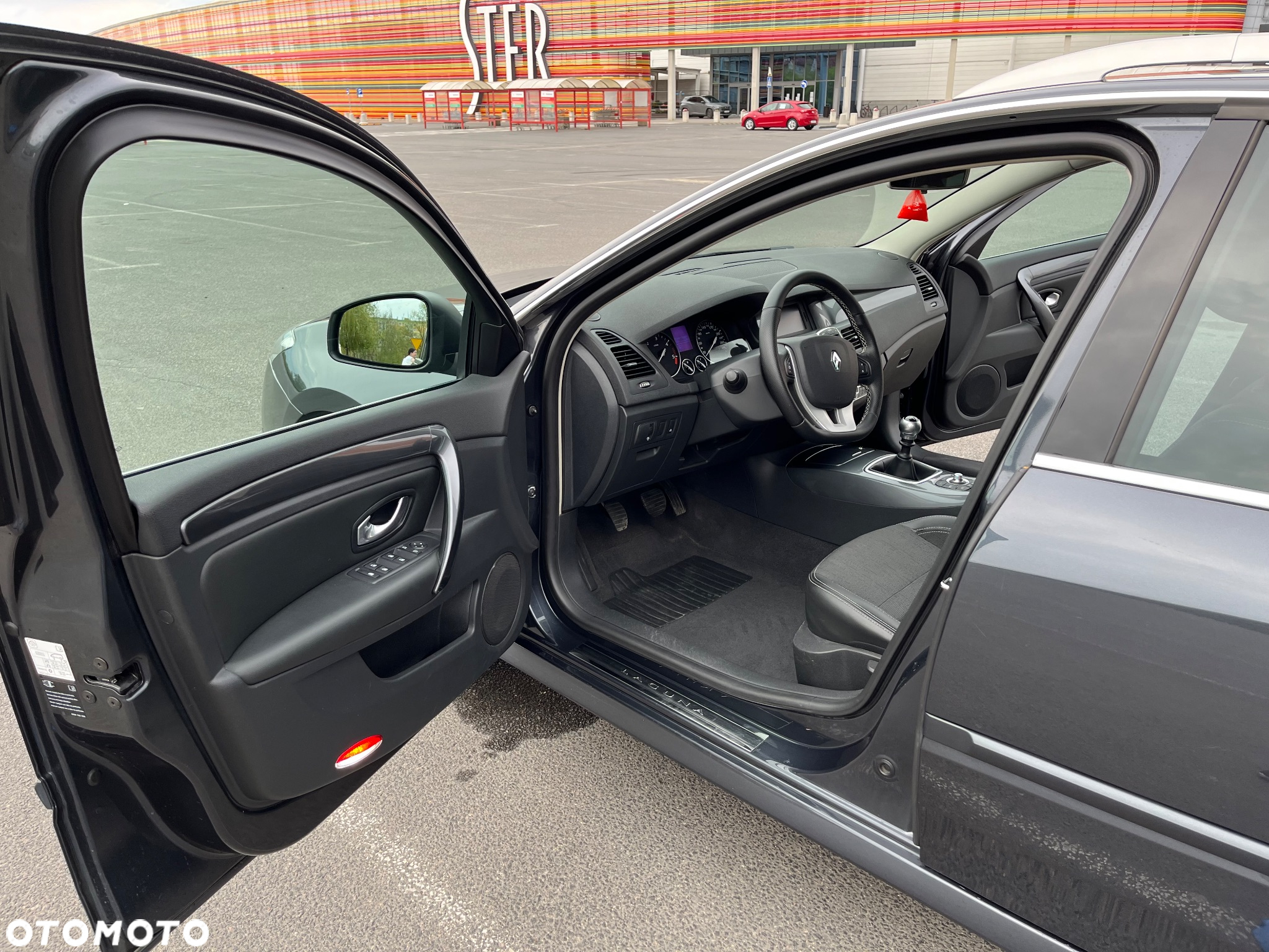 Renault Laguna 2.0 dCi Bose Edition - 10