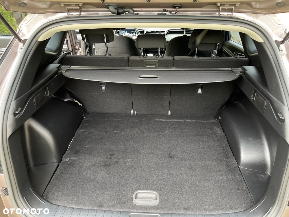Hyundai Tucson 1.6 T-GDi HEV 2WD Select - 10