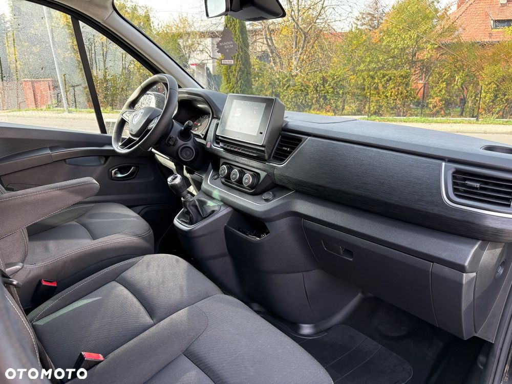 Renault Trafic - 6