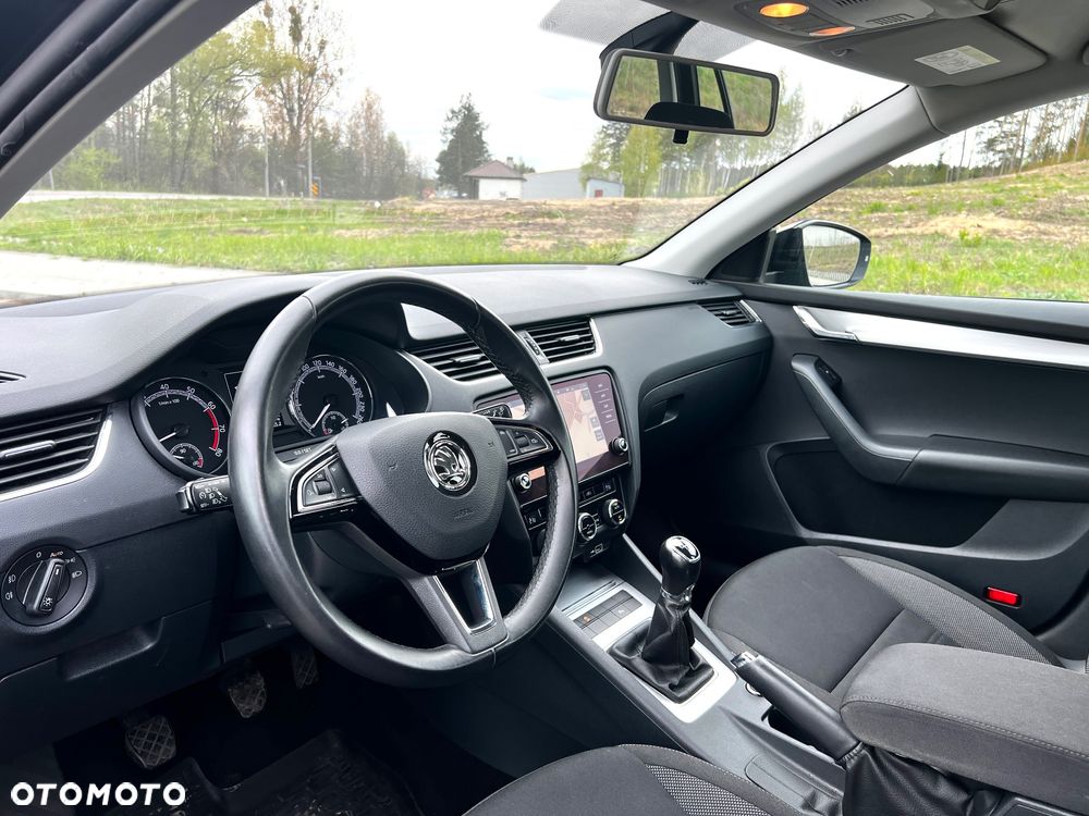 Kia Ceed 1.5 T-GDI Business Line Plus - 14