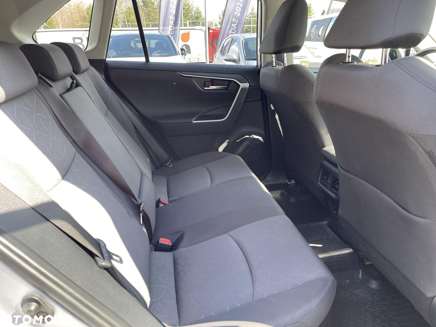 Toyota RAV4 - 13