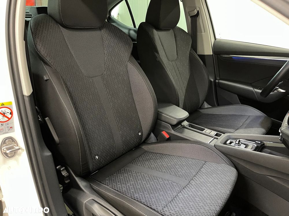 Skoda Octavia 2.0 TDI DSG Style - 11