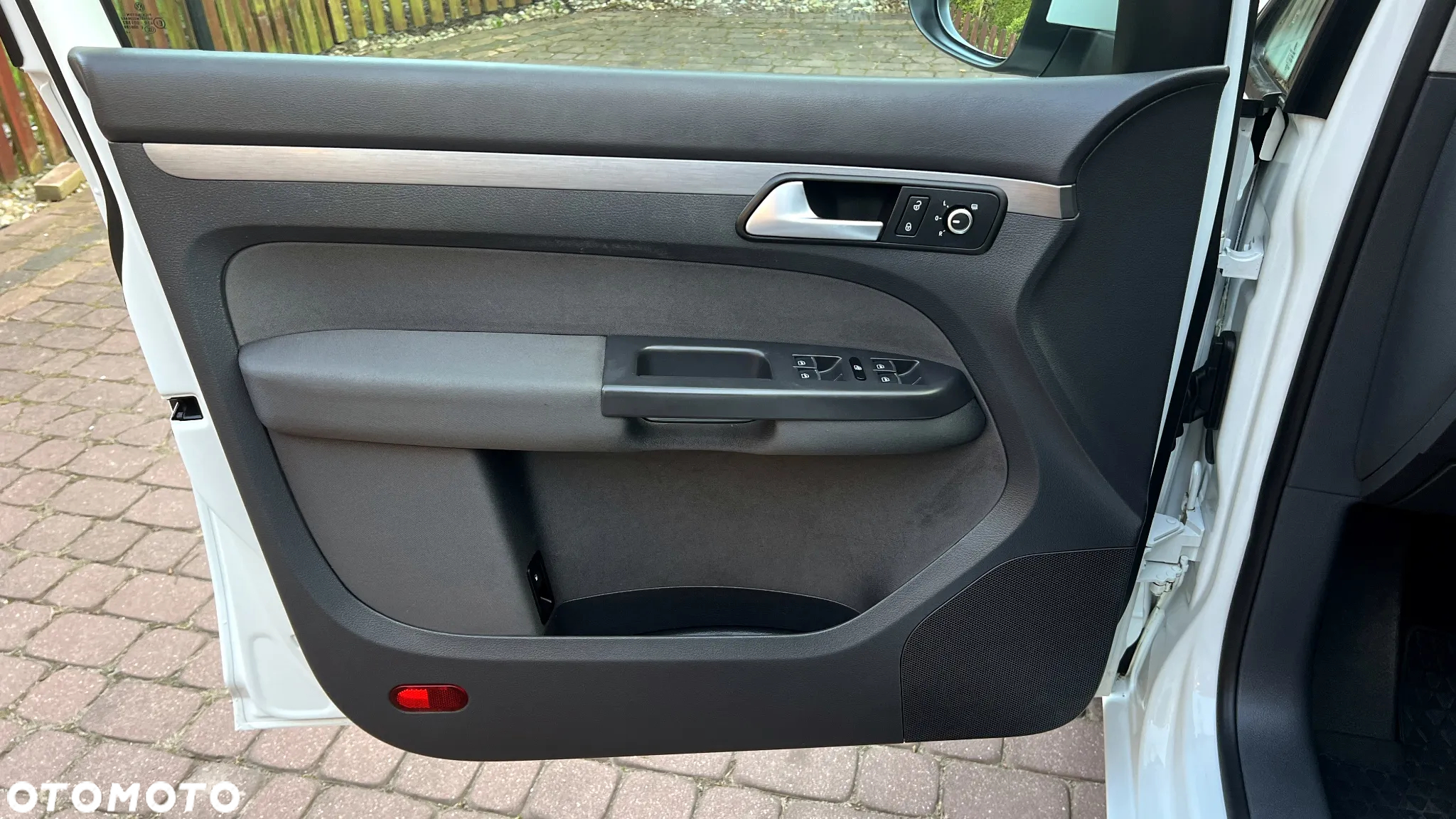 Volkswagen Touran 1.6 TDI DPF Comfortline - 28
