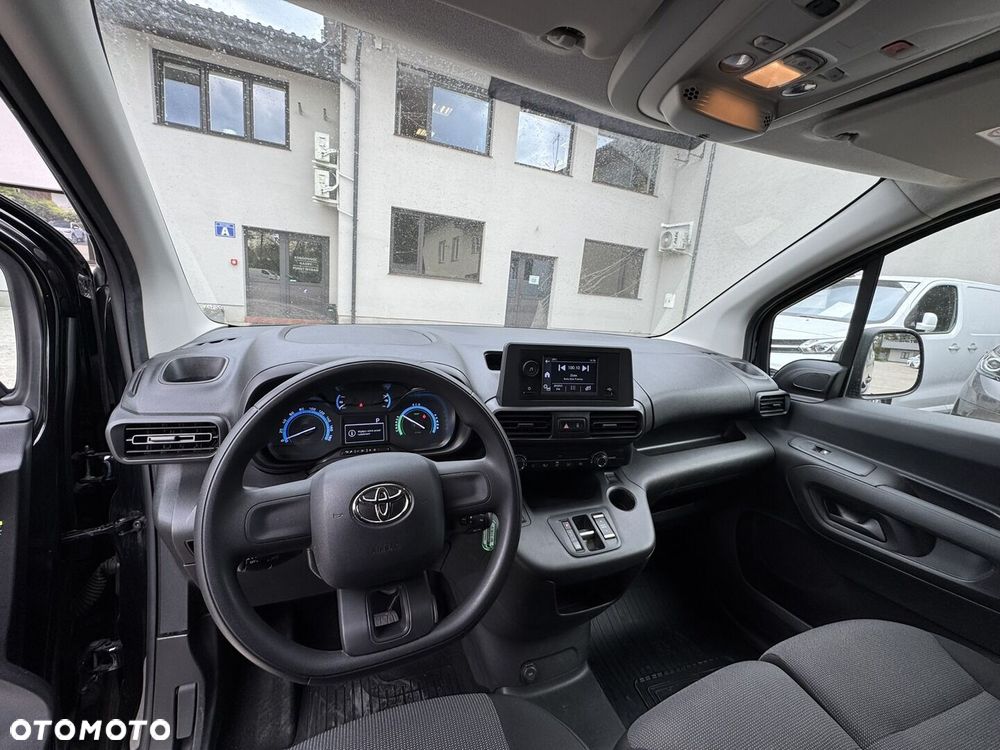 Toyota Proace City - 8