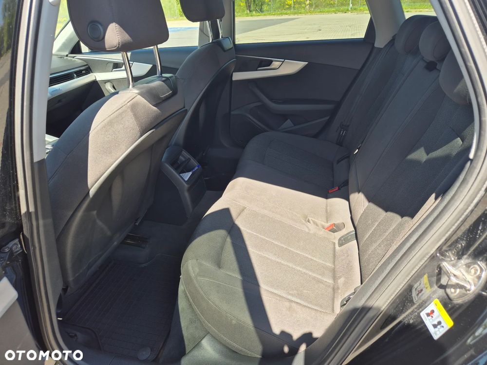 Audi A4 Avant 3.0 TDI S tronic - 11