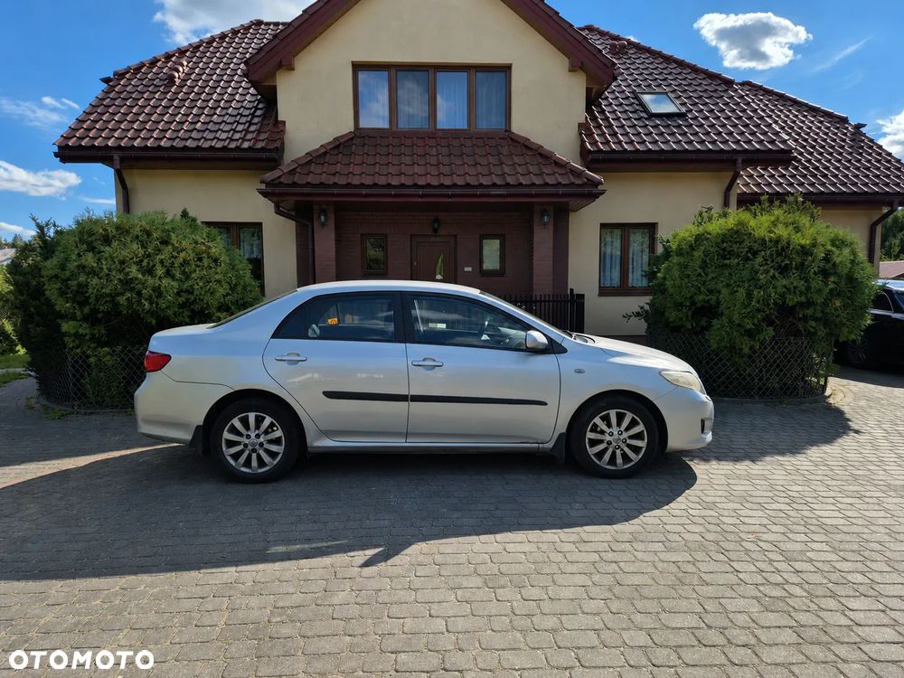 Toyota Corolla 1.4 D-4D Luna - 2