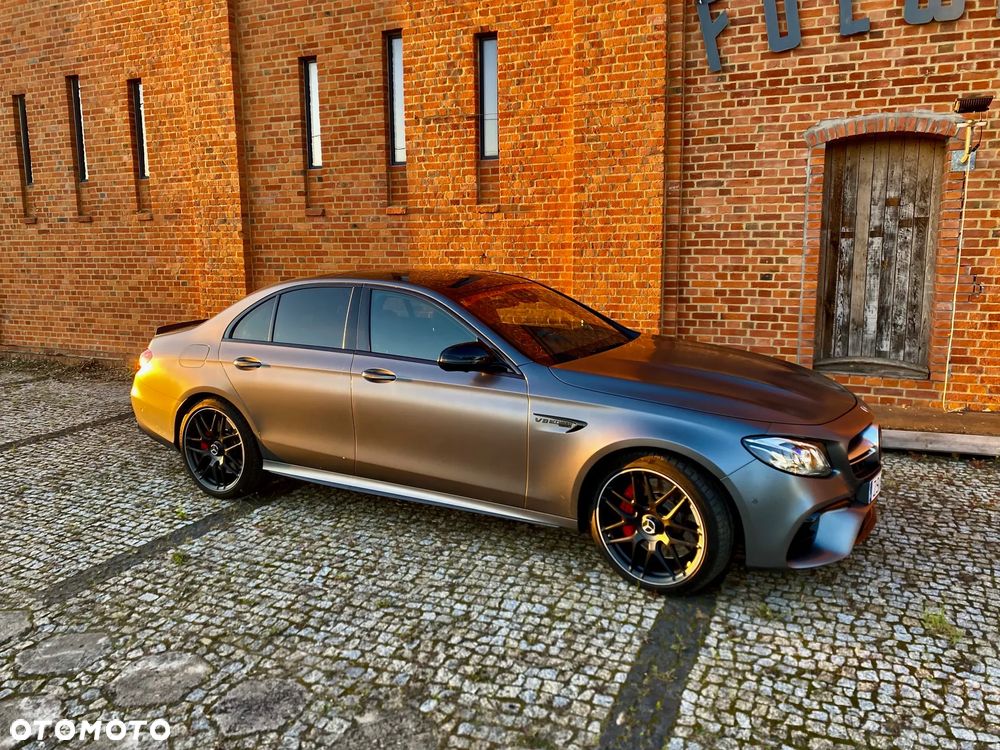 Mercedes-Benz Klasa E AMG 63 S 4-Matic+ - 28