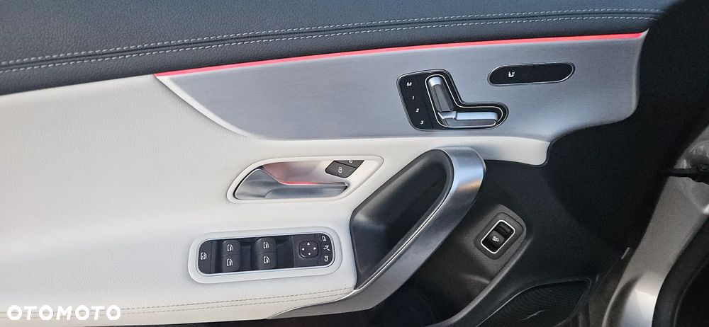 Mercedes-Benz CLA - 35